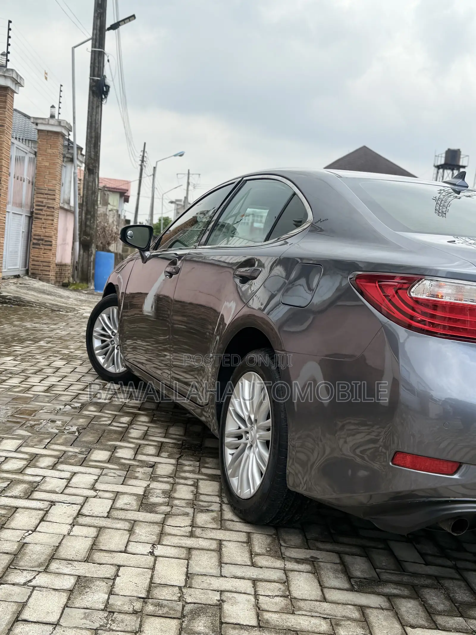 Lexus ES 350 FWD 2013 Gray