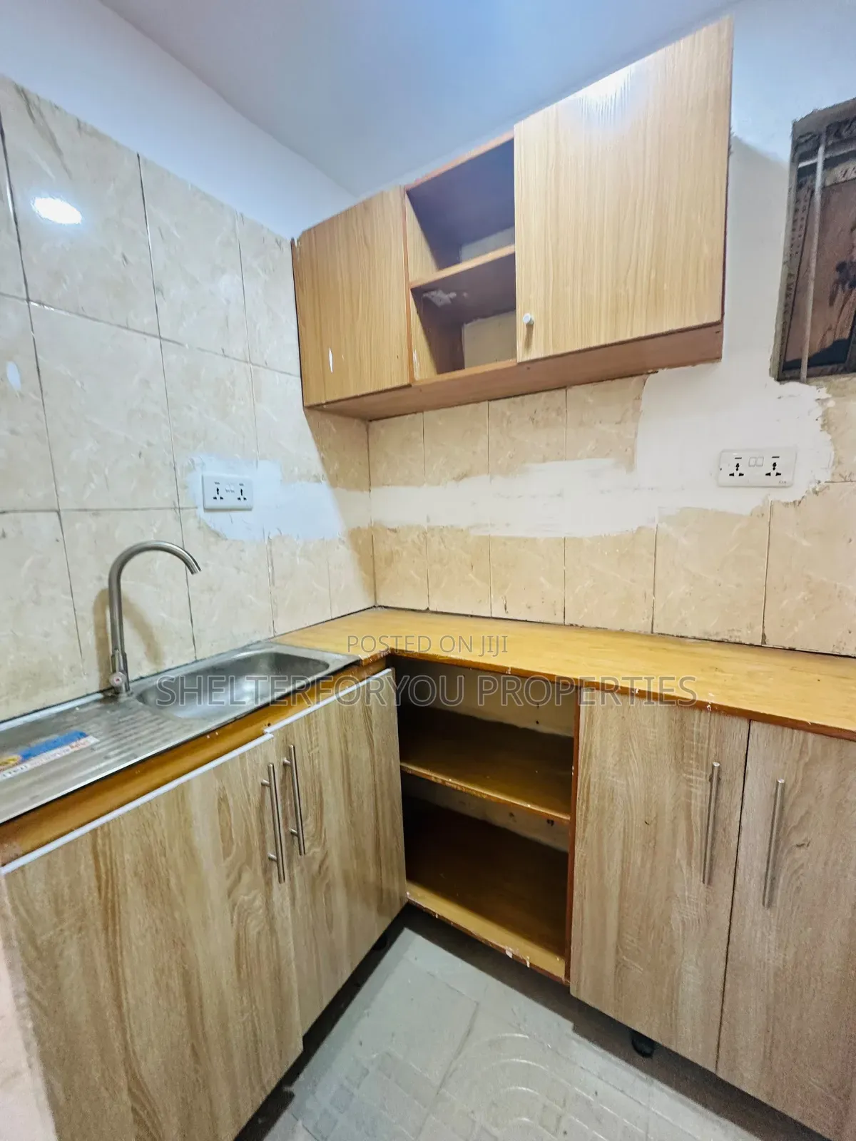 1bdrm Apartment in Lekki Phase 1 for rent