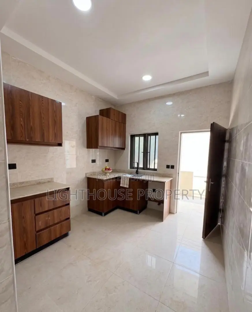 3bdrm Duplex in By Cedarcrest, Apo District for rent