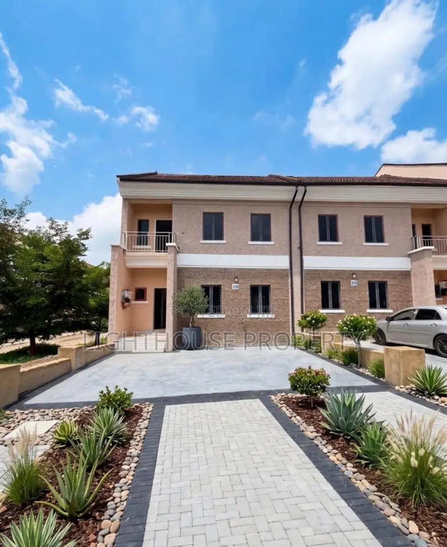 3bdrm Duplex in By Cedarcrest, Apo District for rent