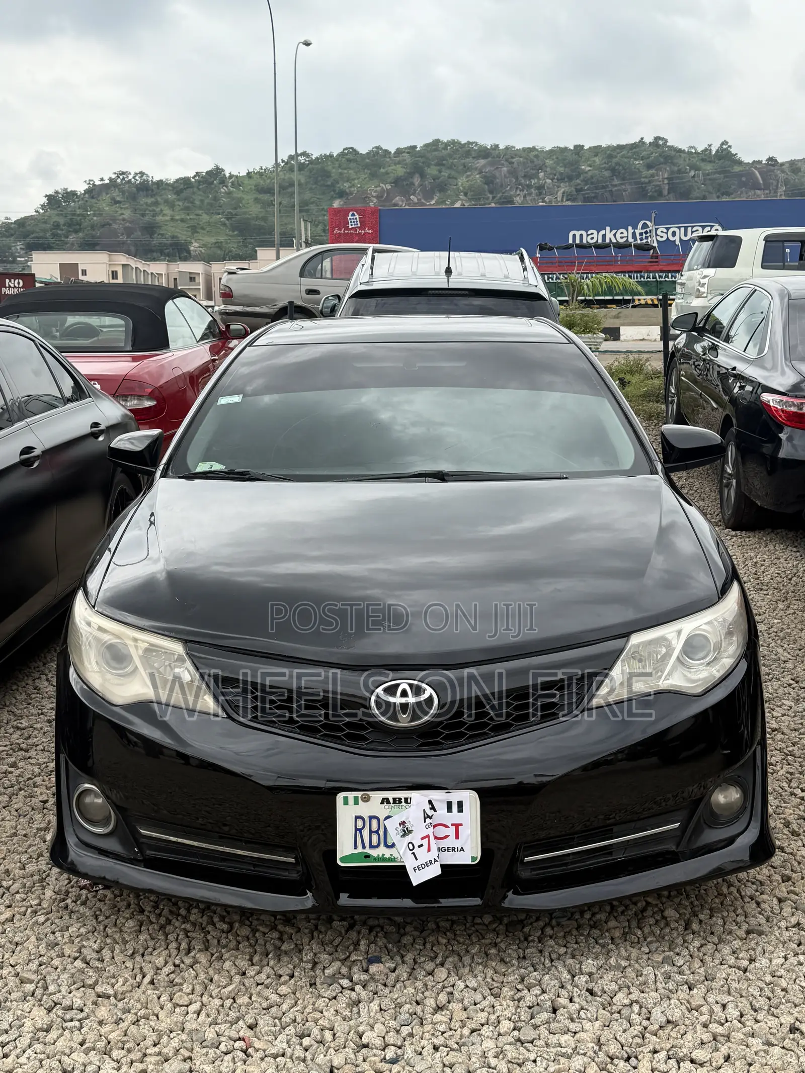 Toyota Camry SE 4dr Sedan (2.5L 4cyl 6A) 2012 Black