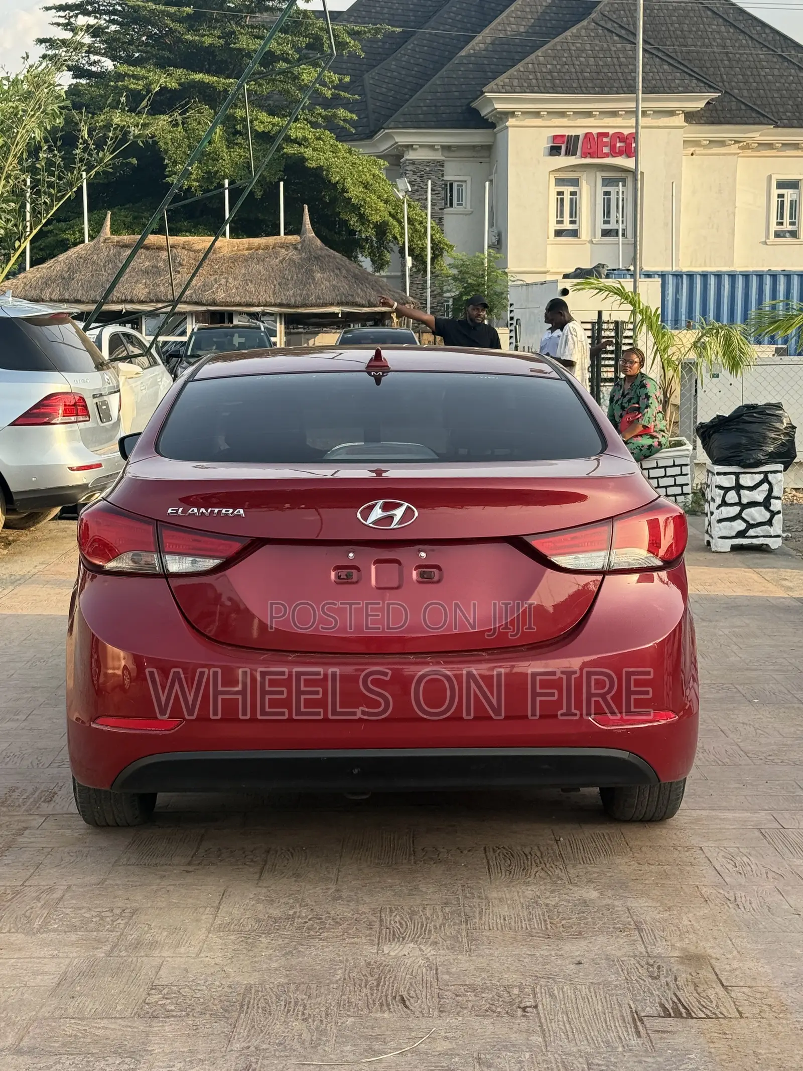 Hyundai Elantra SE Sedan FWD (1.8L 4cyl 6M) 2016 Red