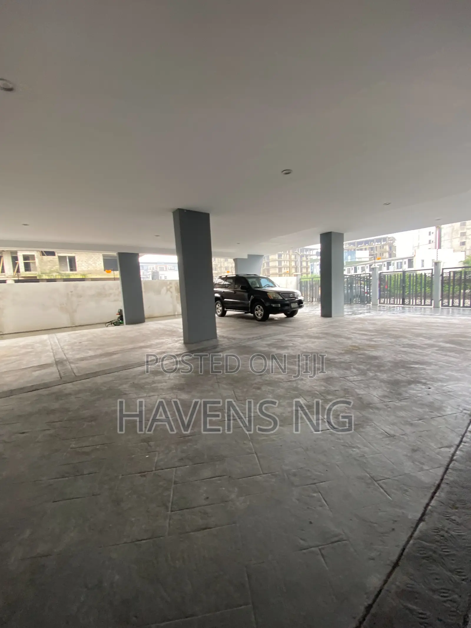 2bdrm Apartment in Lekki Phase 1 for sale