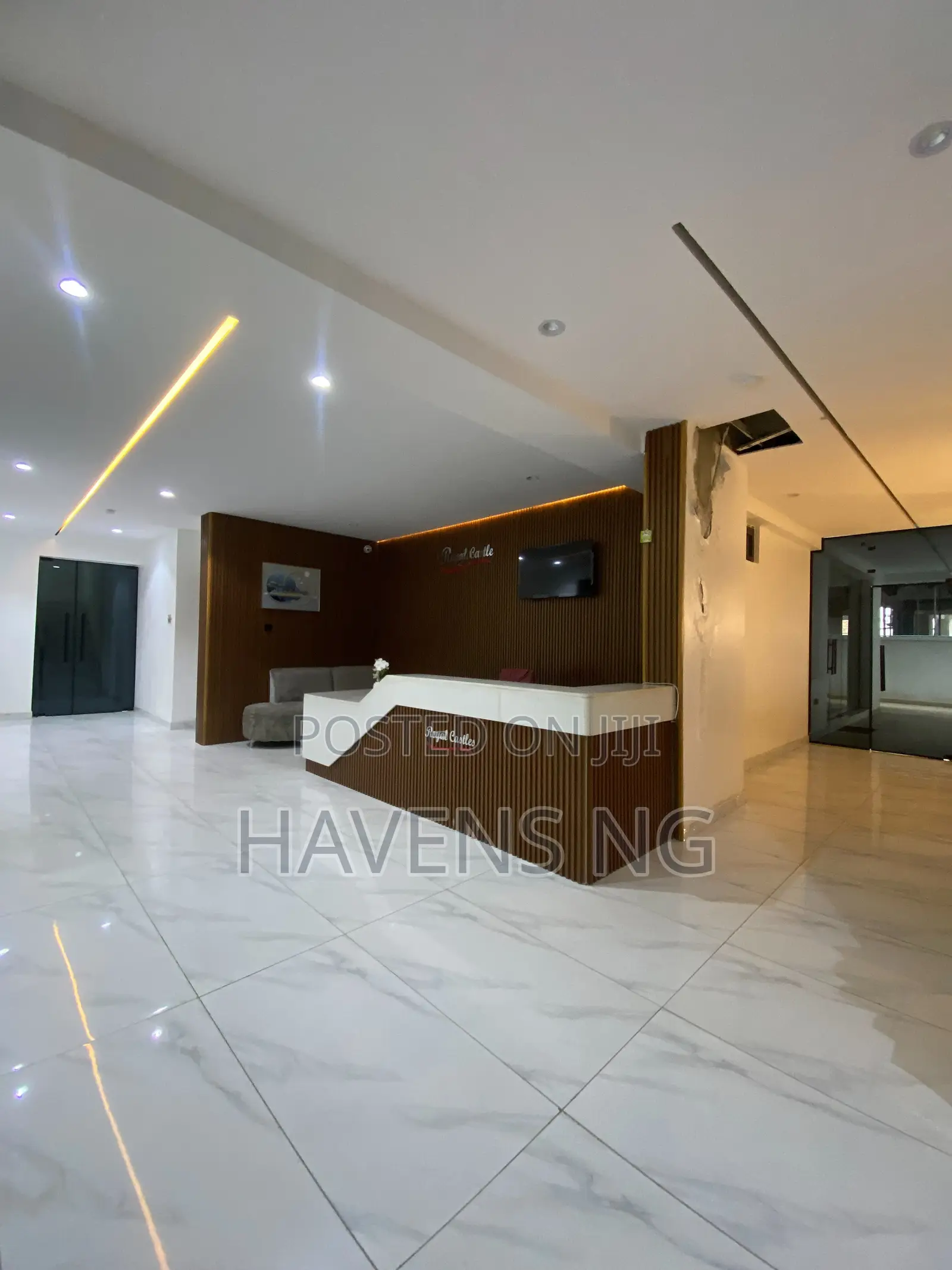 2bdrm Apartment in Lekki Phase 1 for sale
