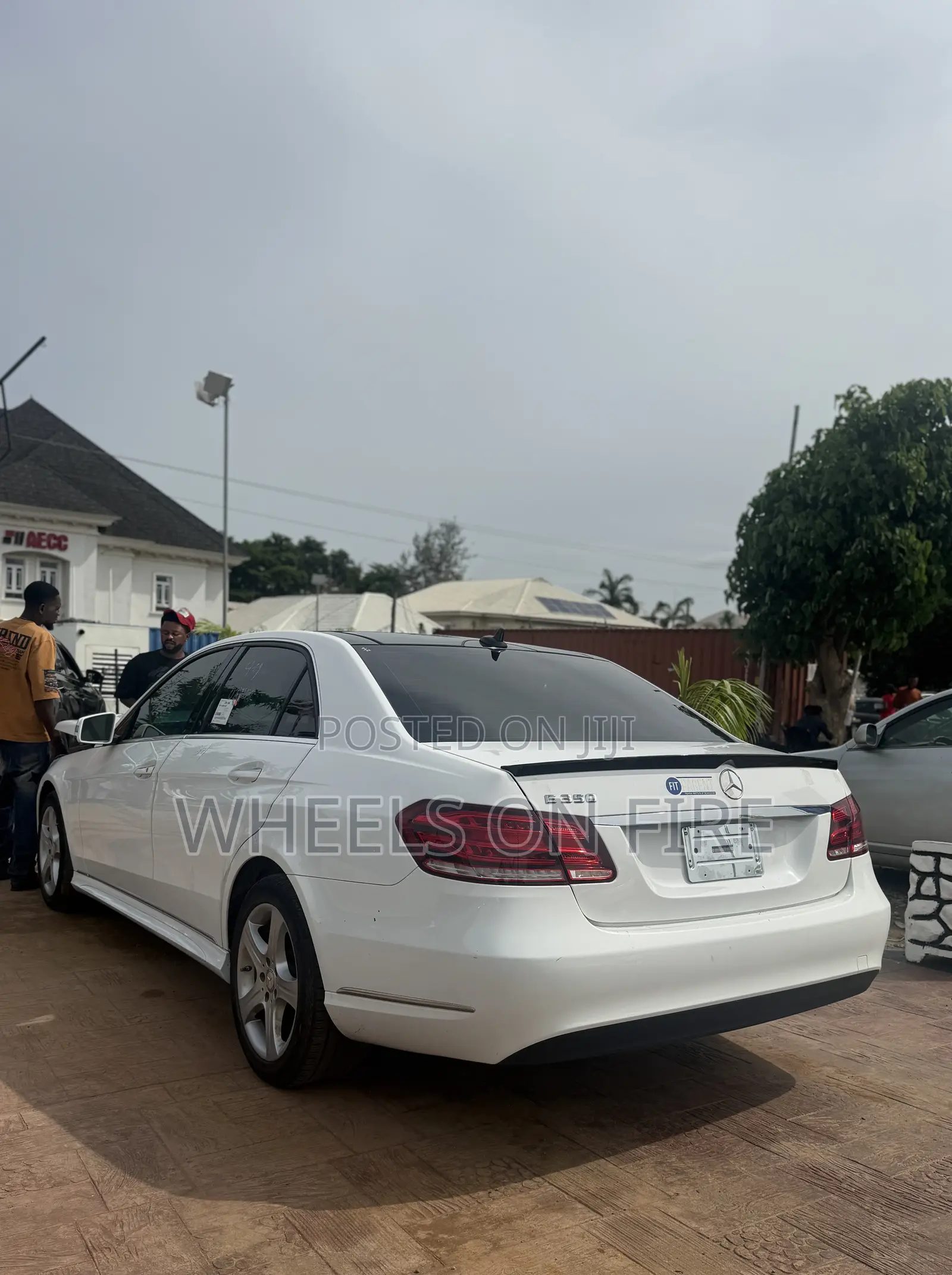 Mercedes-Benz E350 Base 4dr Sedan RWD (3.5L 6cyl 7A) 2014 White