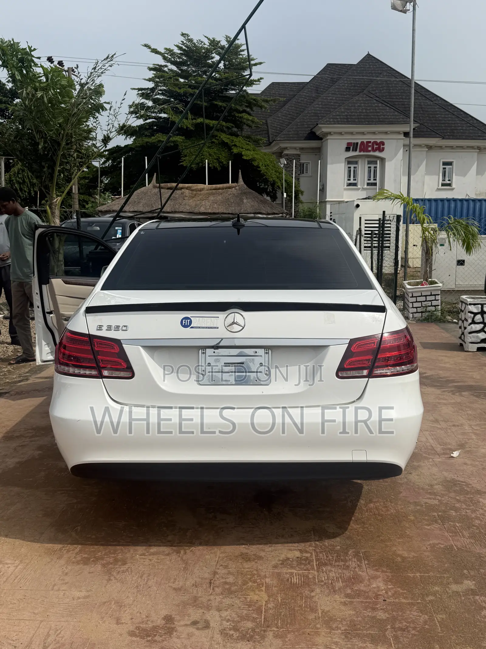 Mercedes-Benz E350 Base 4dr Sedan RWD (3.5L 6cyl 7A) 2014 White
