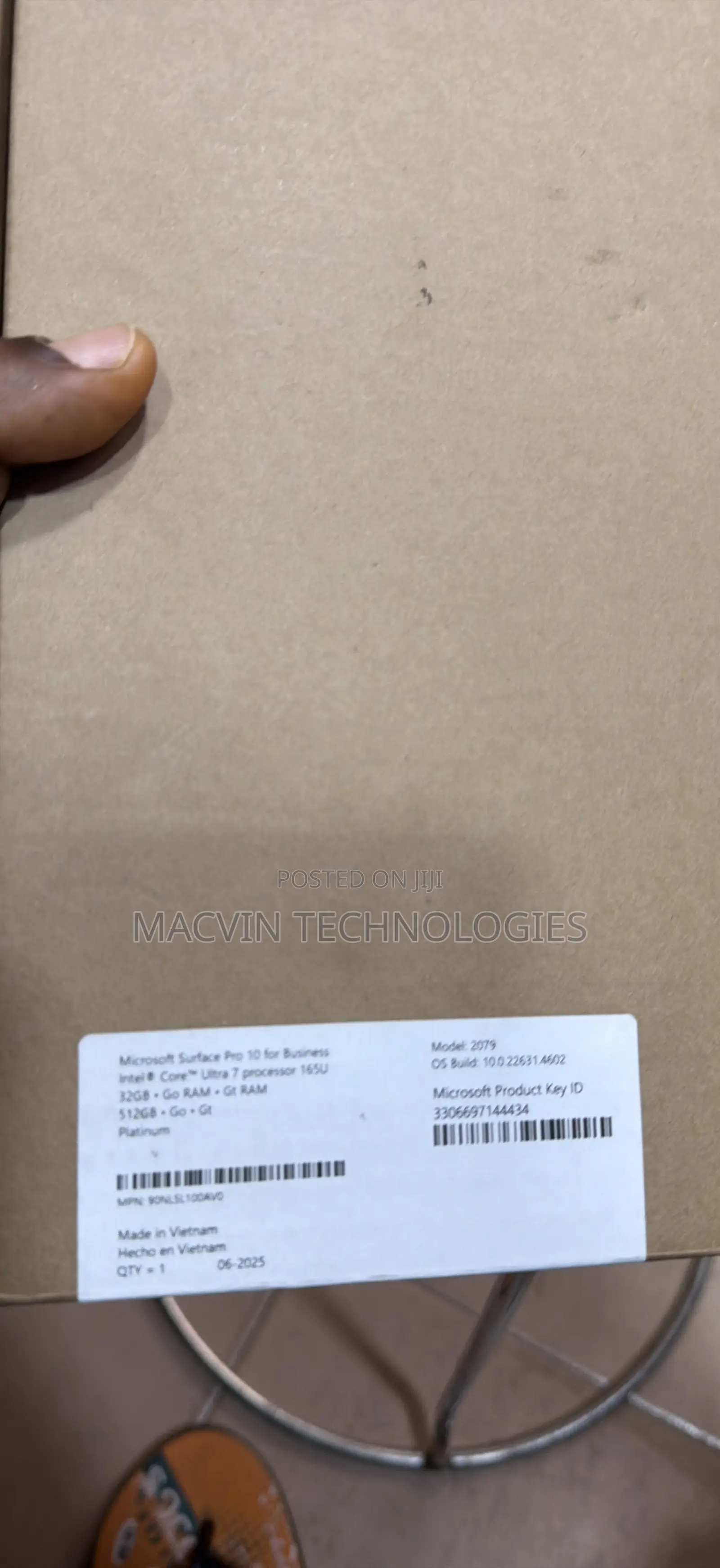 New Laptop Apple 32GB Intel Core Ultra 7 SSD 1T