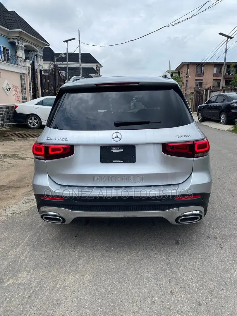 Mercedes-Benz GLB-Class 2020 Silver