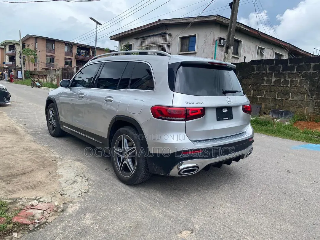 Mercedes-Benz GLB-Class 2020 Silver