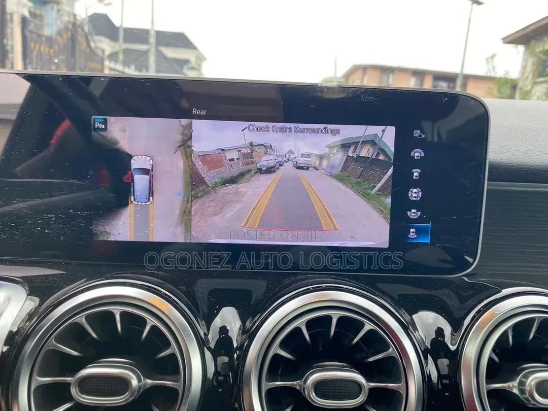 Mercedes-Benz GLB-Class 2020 Silver