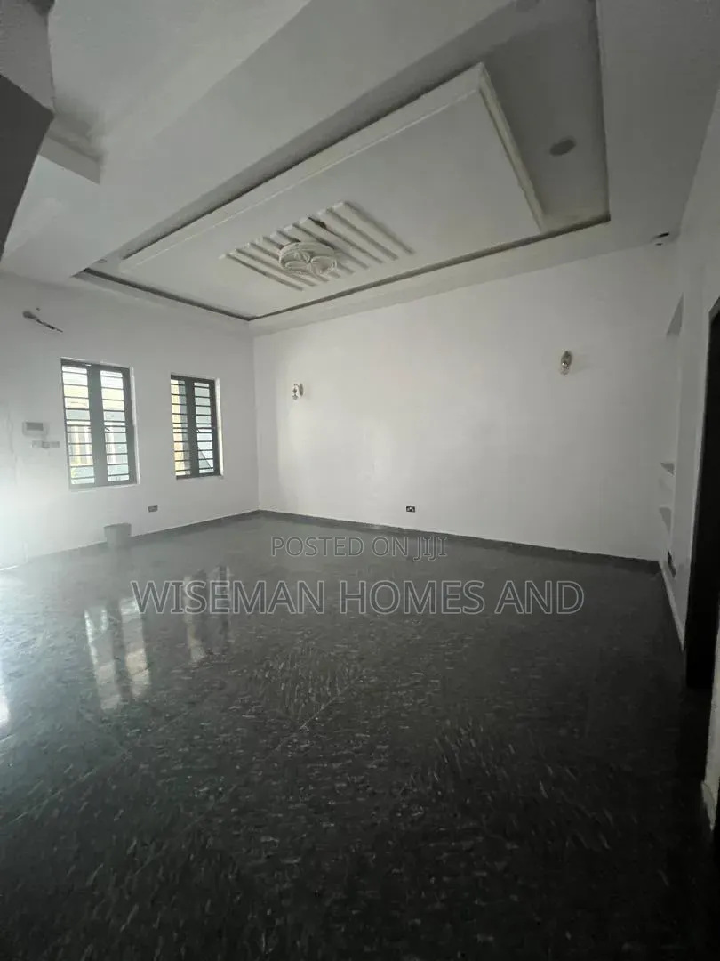 Mini Flat in Chevron Lekki for rent