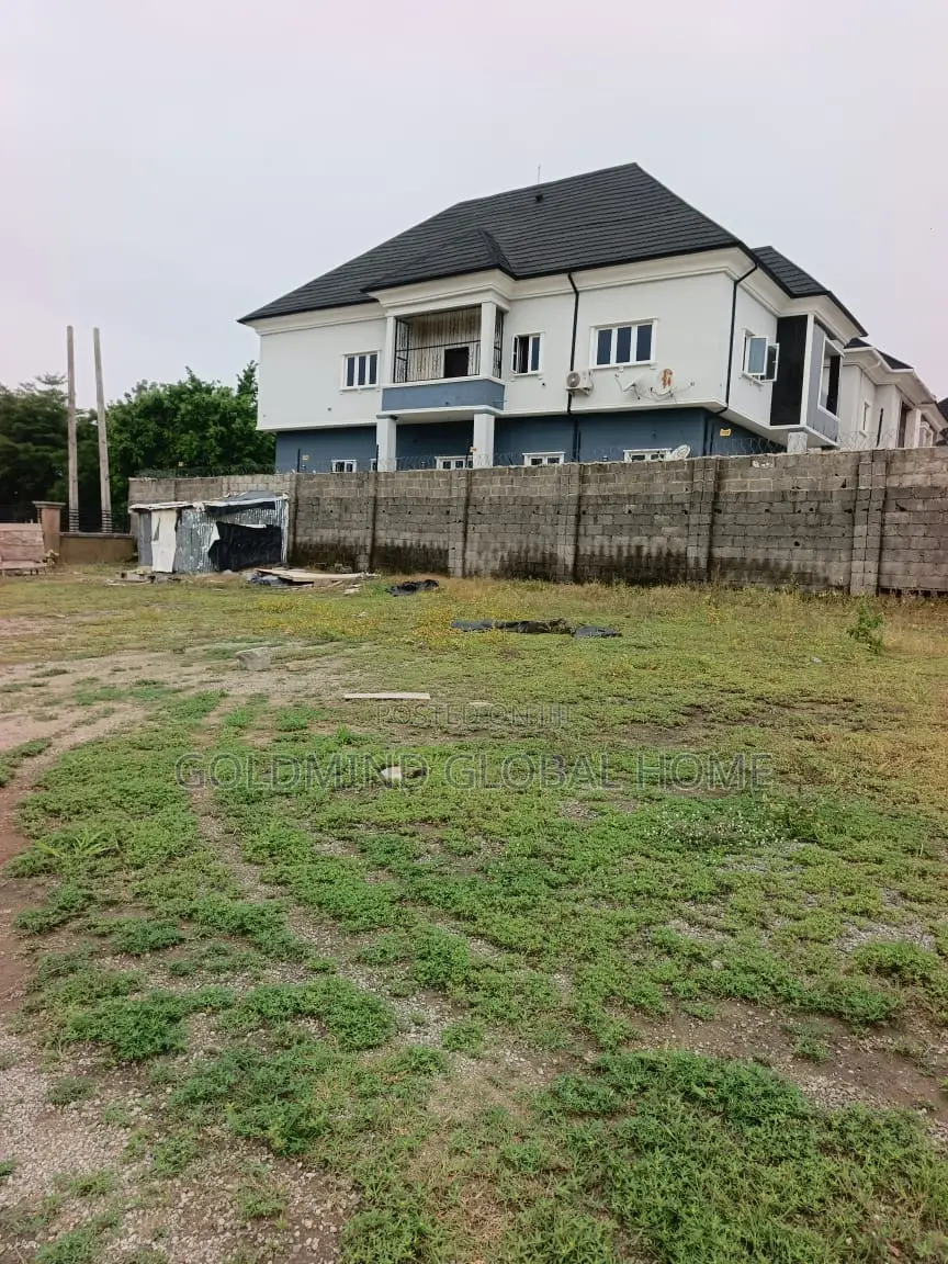 400sqm Estate Land in Lugbe for Sale Opposite Riverpark Estate.