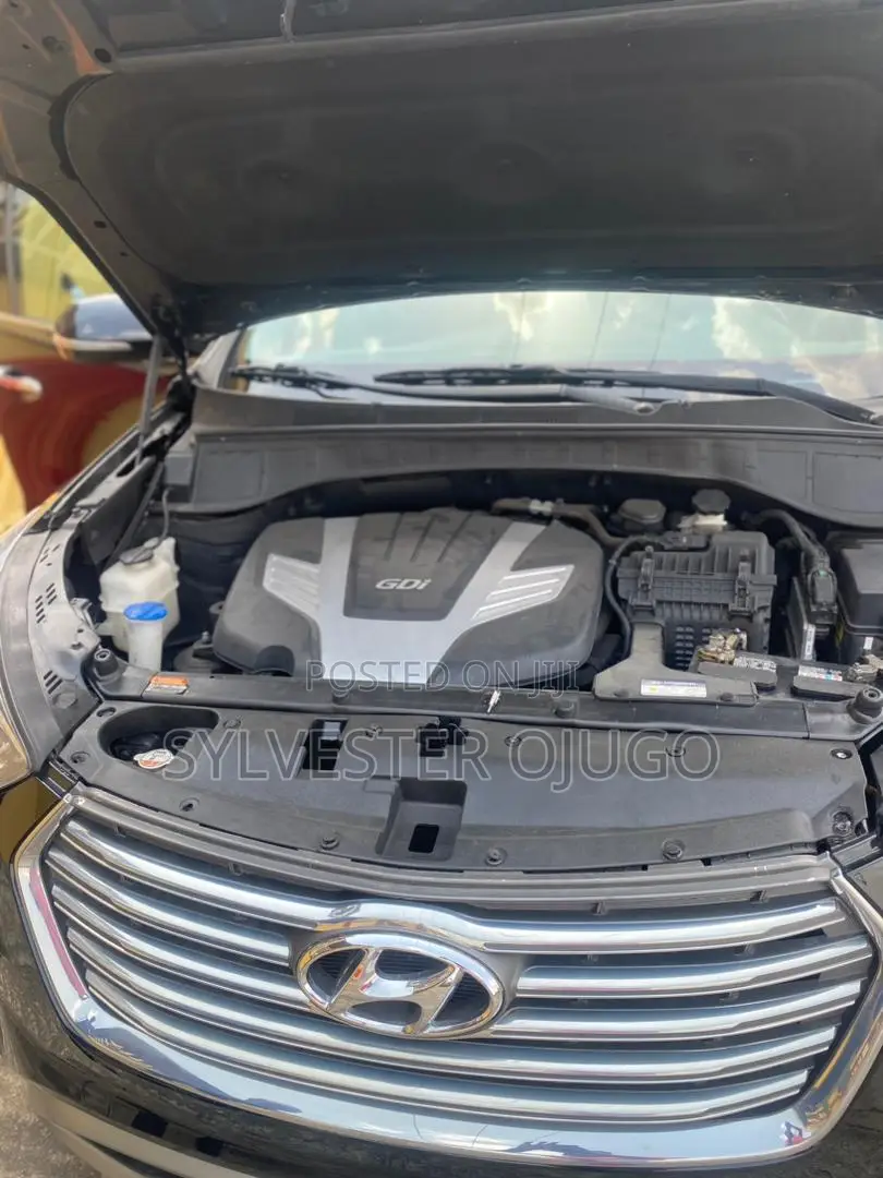 Hyundai Santa Fe Limited Ultimate AWD 2018 Black