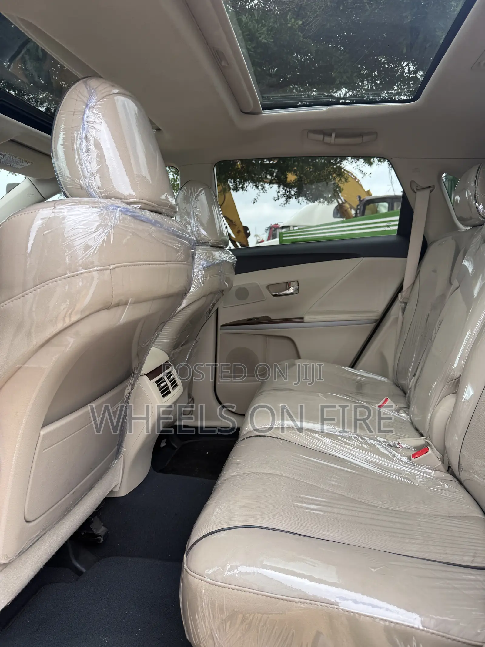 Toyota Venza AWD 2011 White