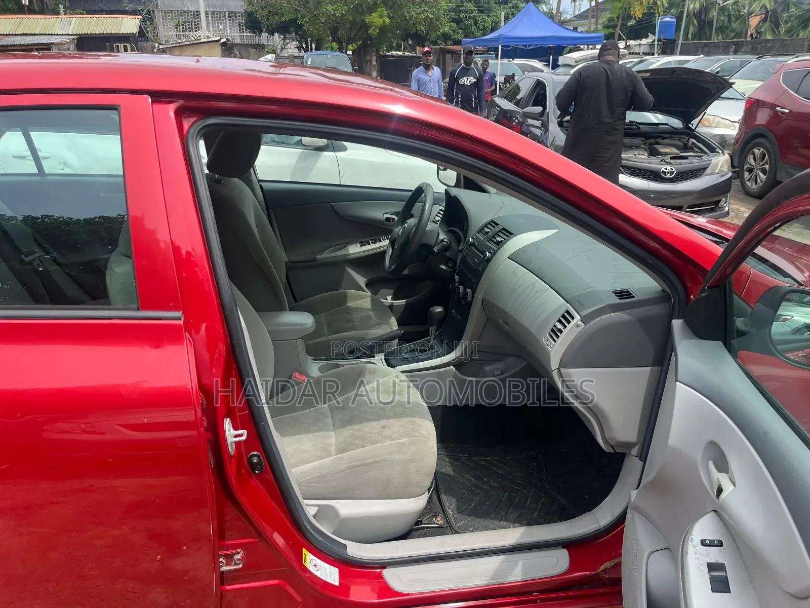 Toyota Corolla 2011 Maroon