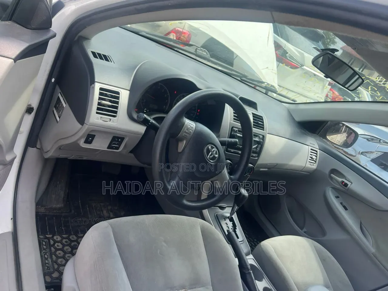 Toyota Corolla 2013 White