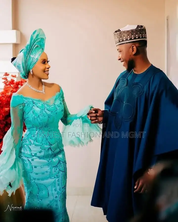 Premium Turquoise Navy Traditional Couple Set