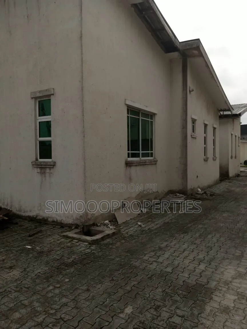 2bdrm Bungalow in Meridian Park, Awoyaya for sale