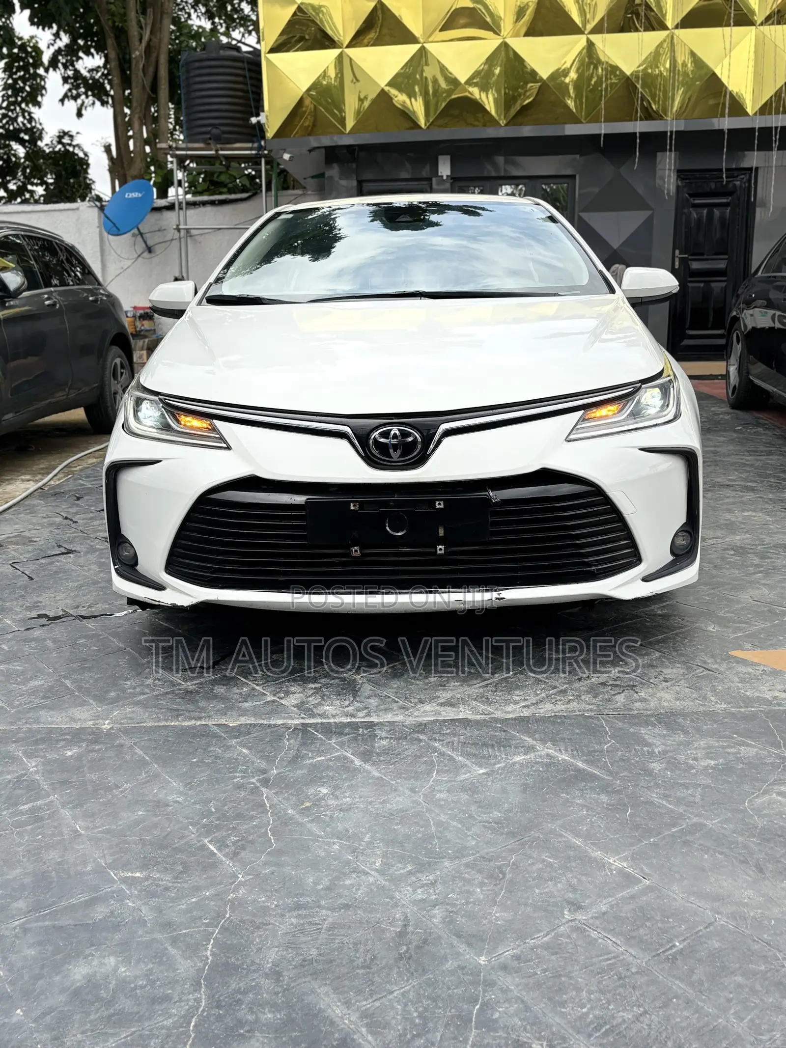 Toyota Corolla 2023 White