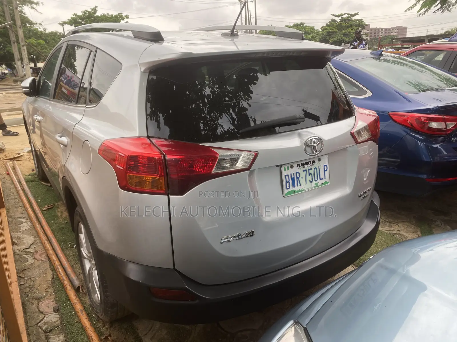 Toyota RAV4 Limited 4dr SUV (2.5L 4cyl 6A) 2014 Silver