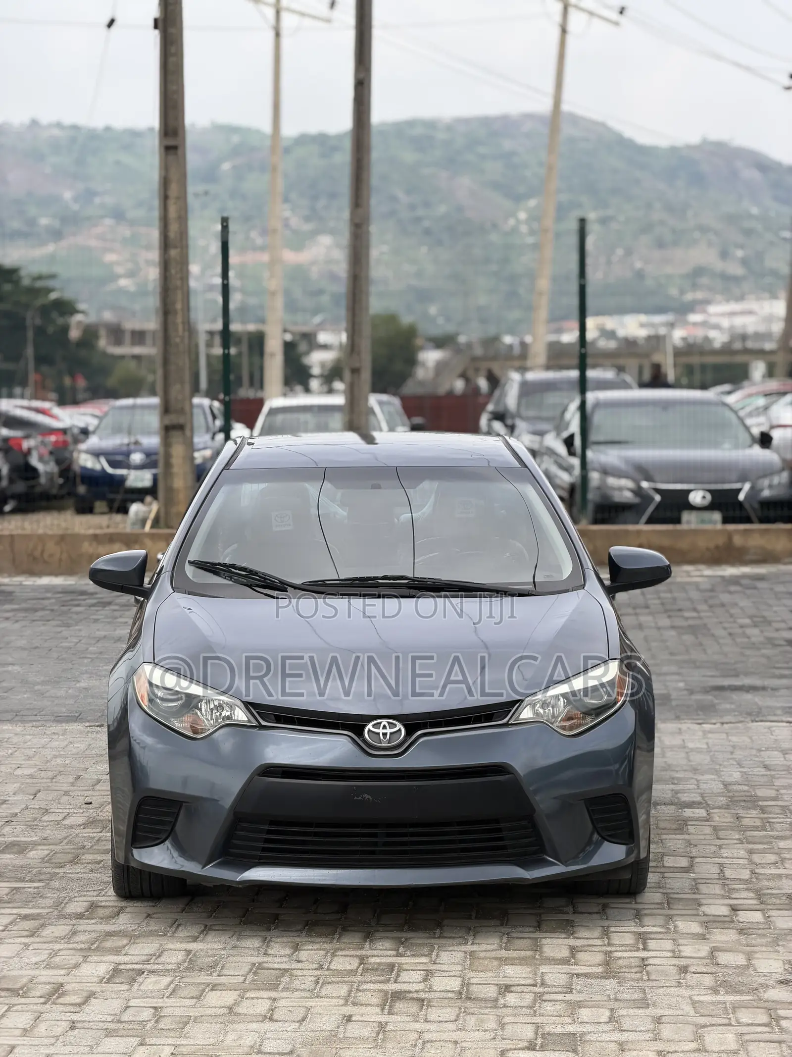 Toyota Corolla LE 4dr Sedan (1.8L 4cyl CVT) 2016 Gray