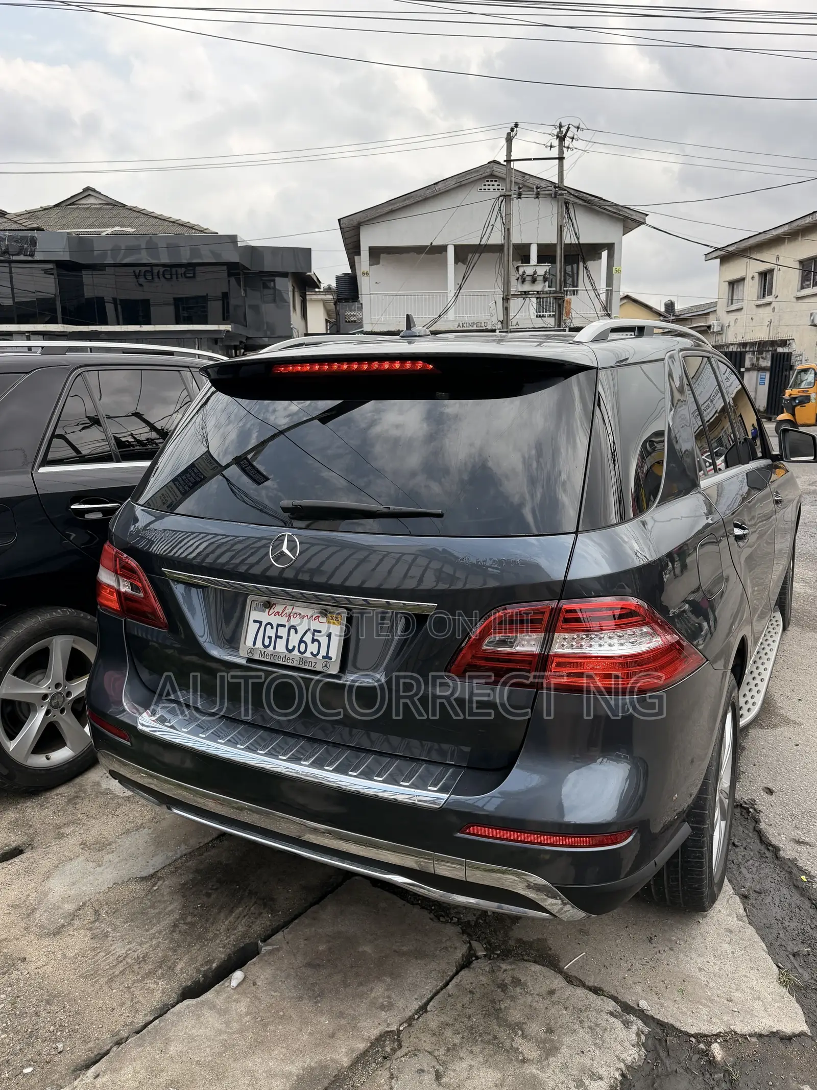 Mercedes-Benz M Class ML350 4MATIC 4dr SUV AWD (3.5L 6cyl 7A) 2014 Gray