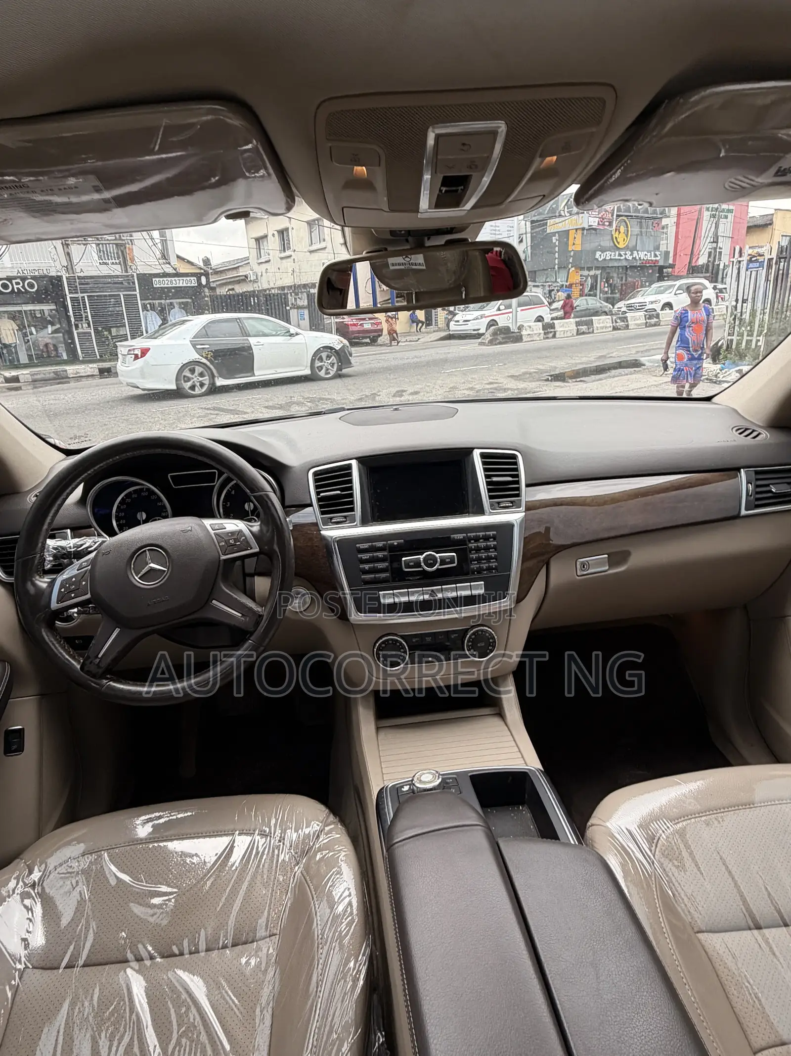 Mercedes-Benz M Class ML350 4MATIC 4dr SUV AWD (3.5L 6cyl 7A) 2014 Gray