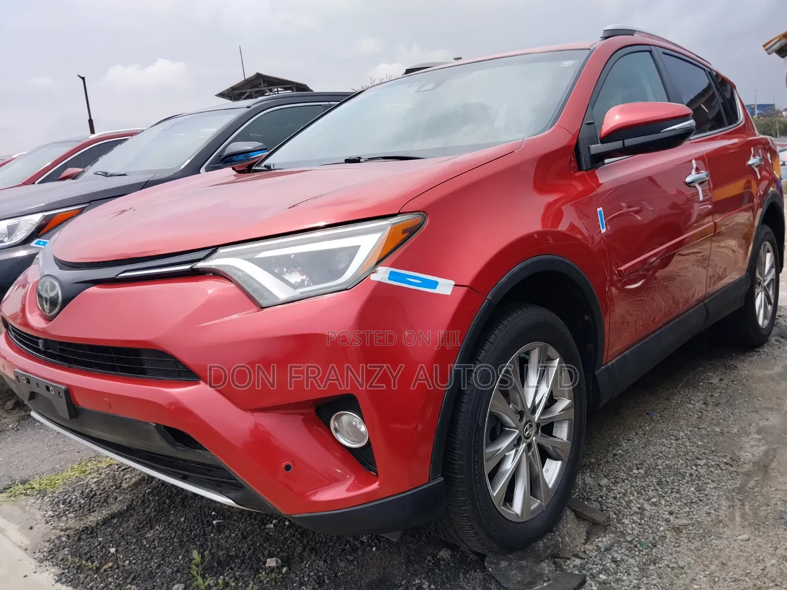 Toyota RAV4 2017 Red