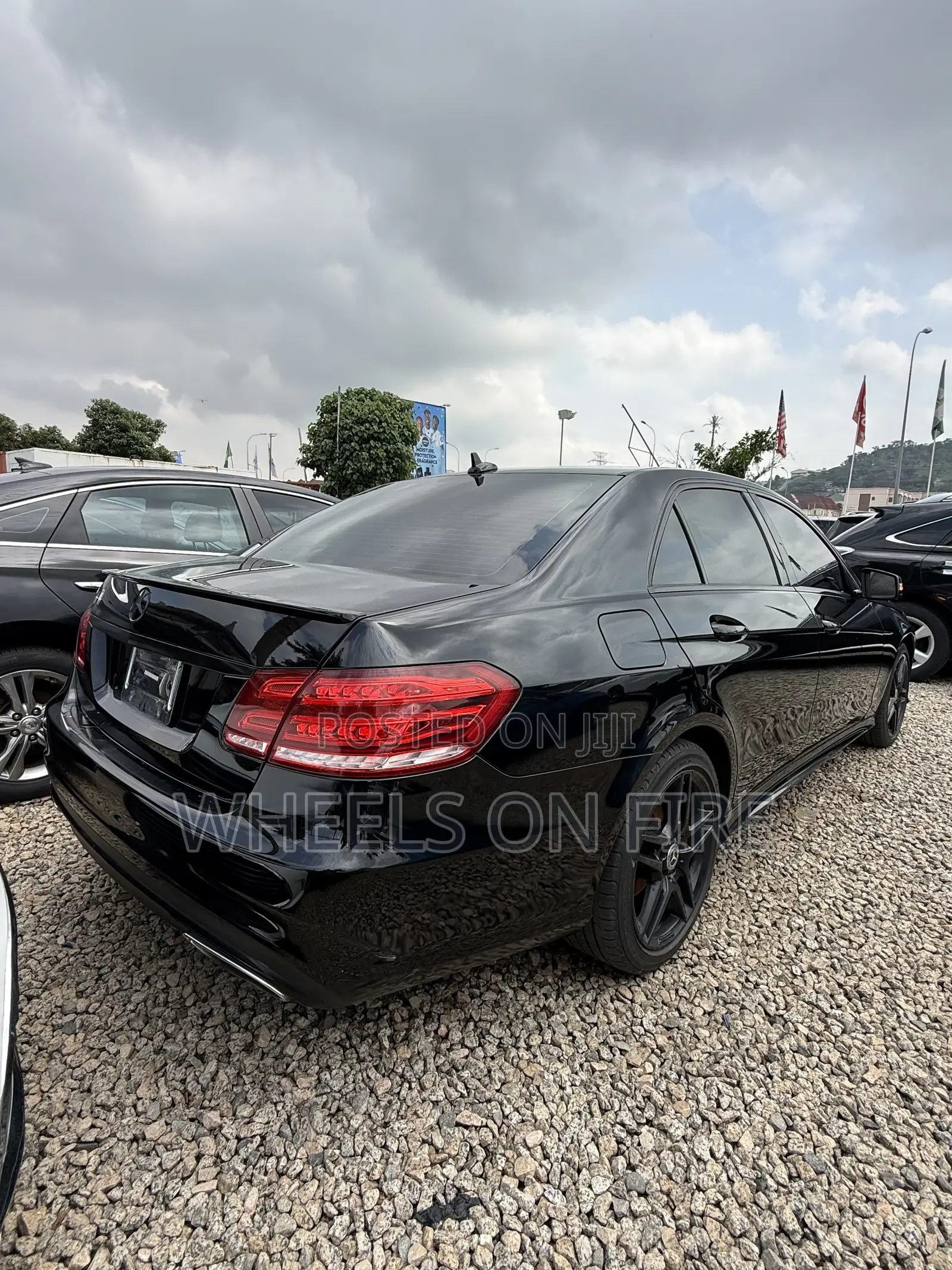 Mercedes-Benz E350 Base 4dr Sedan RWD (3.5L 6cyl 7A) 2013 Black
