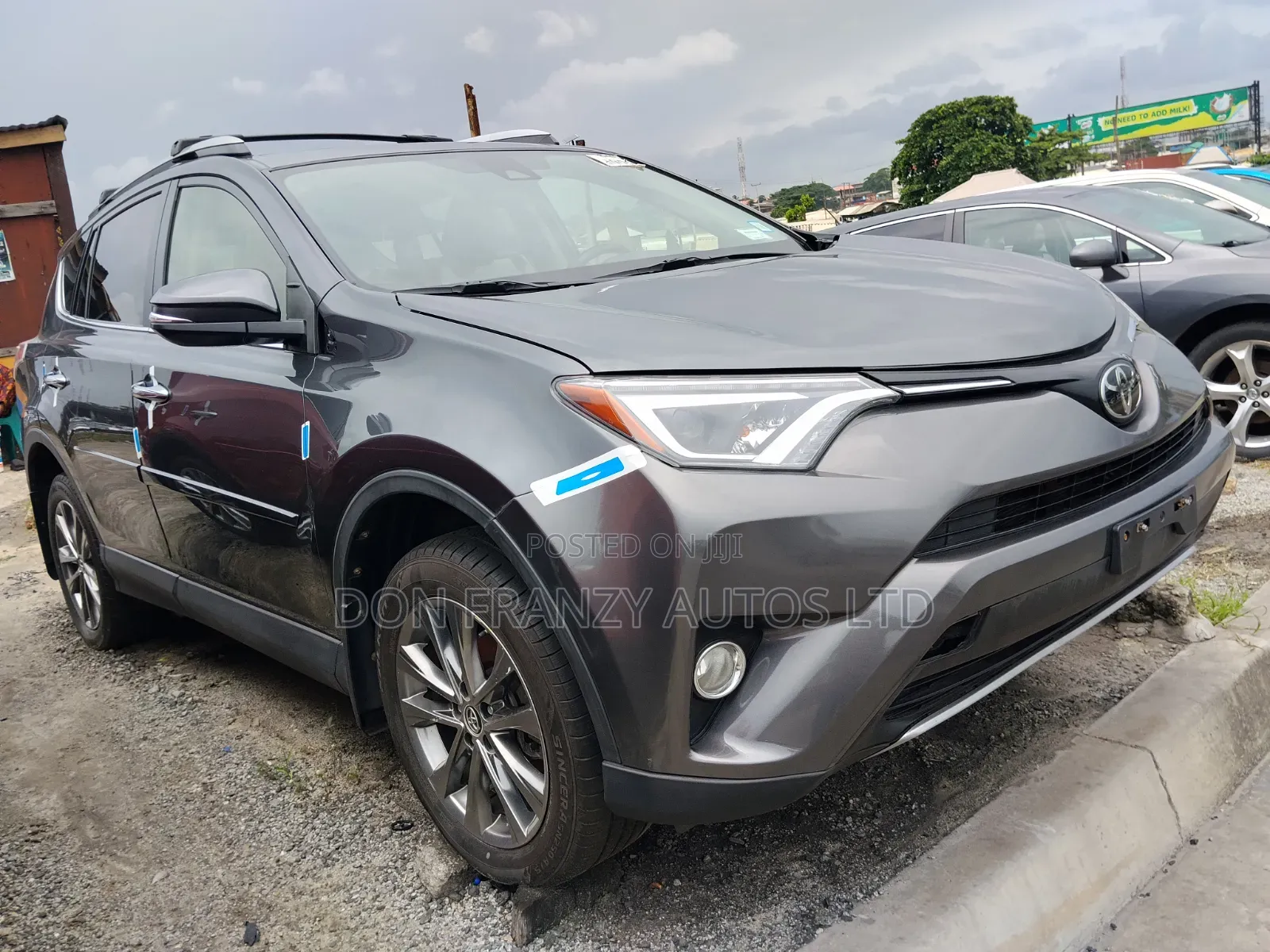 Toyota RAV4 2017 Gray