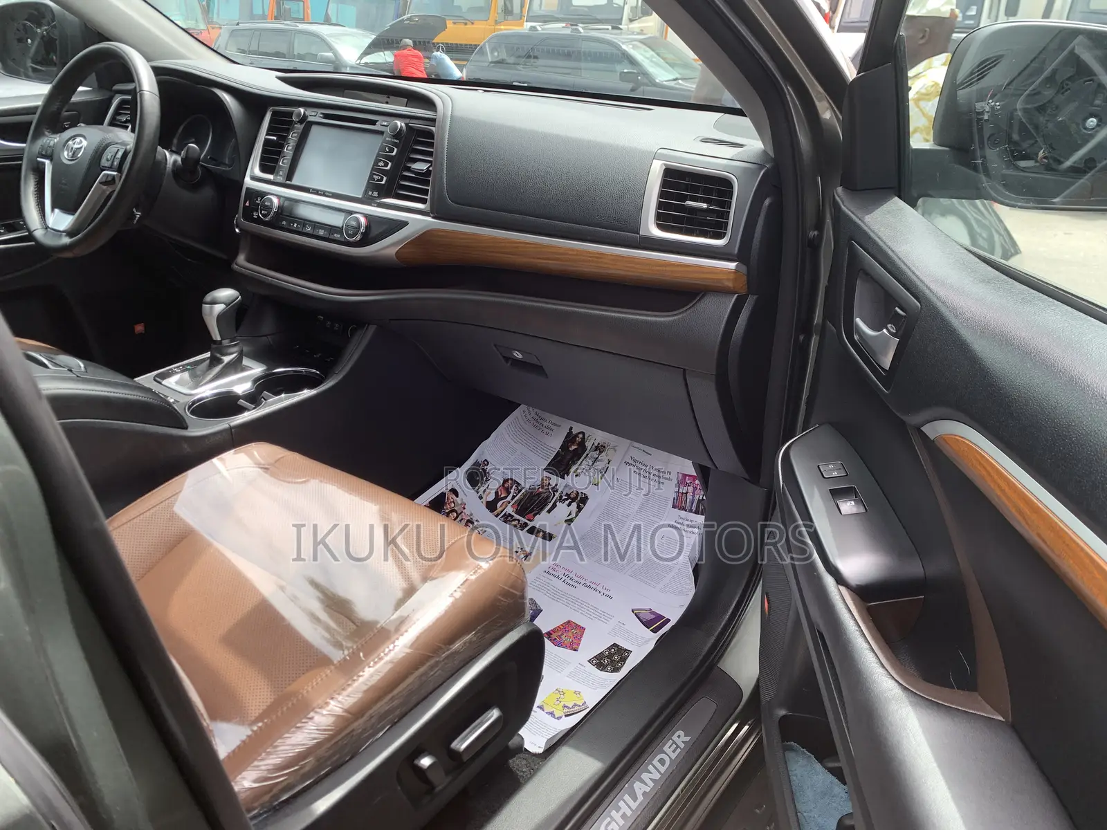 Toyota Highlander Limited Platinum 4x4 V6 (3.5L 6cyl 8A) 2018 Black