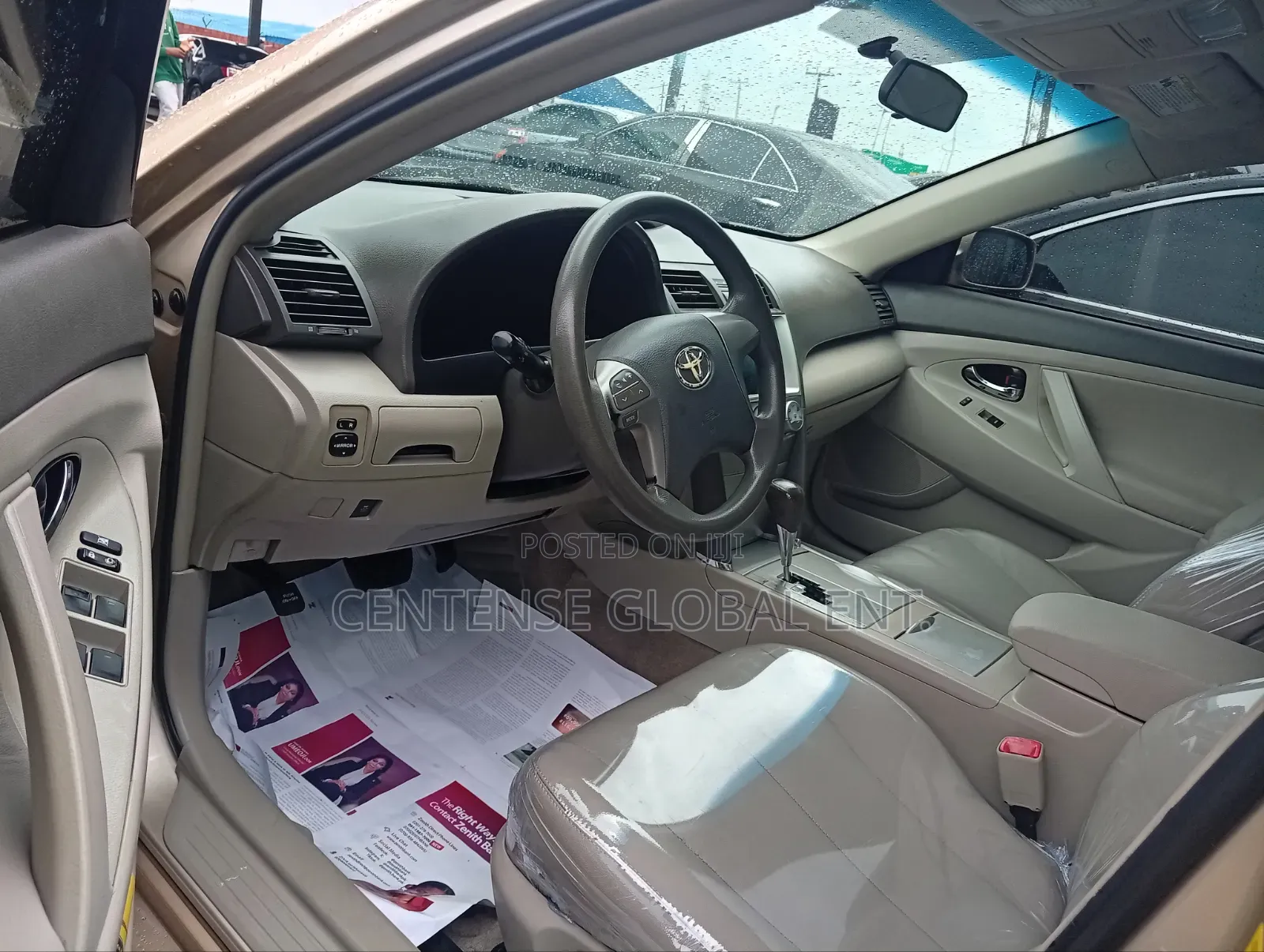 Toyota Camry 2011 Gold