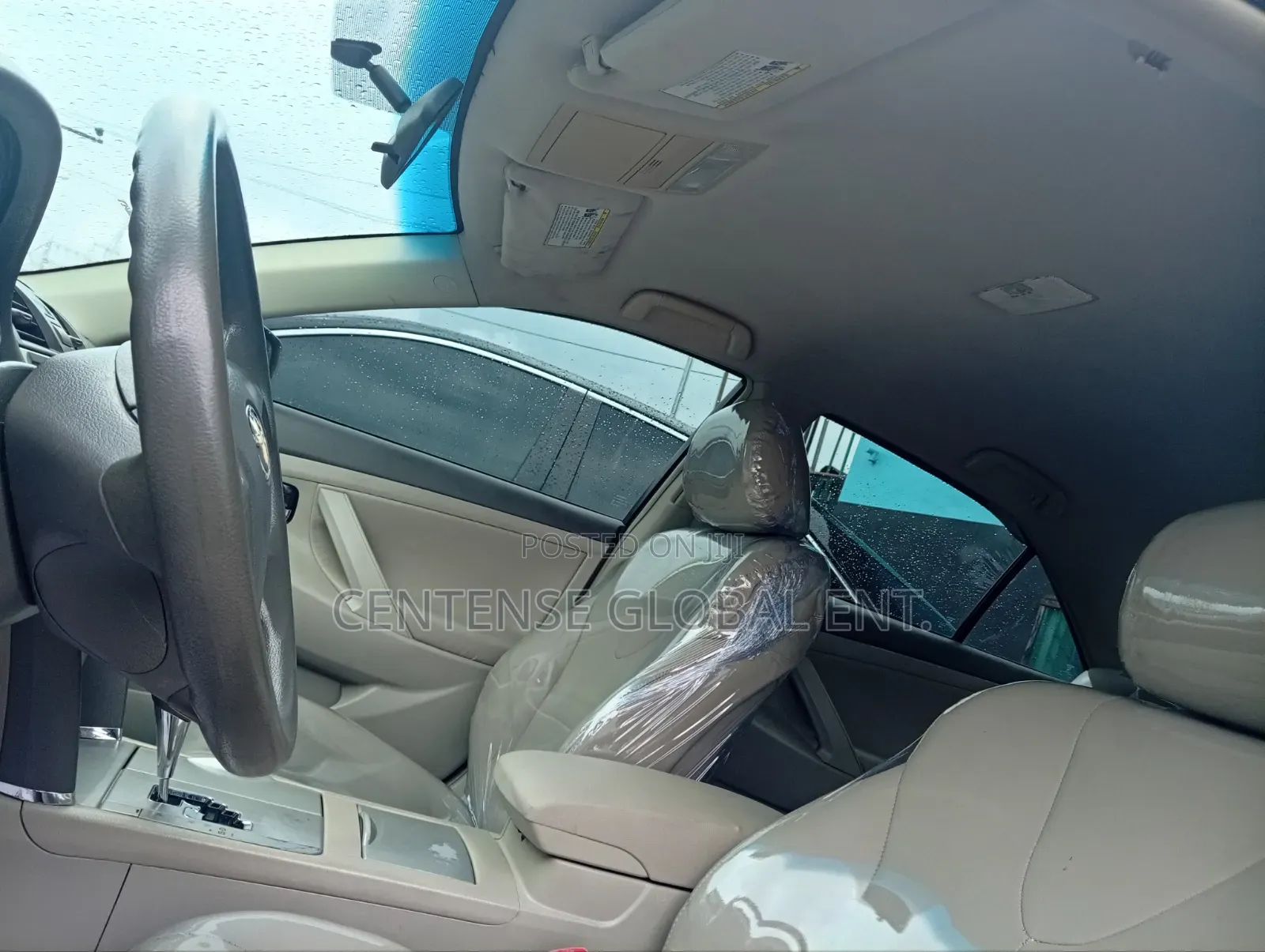 Toyota Camry 2011 Gold