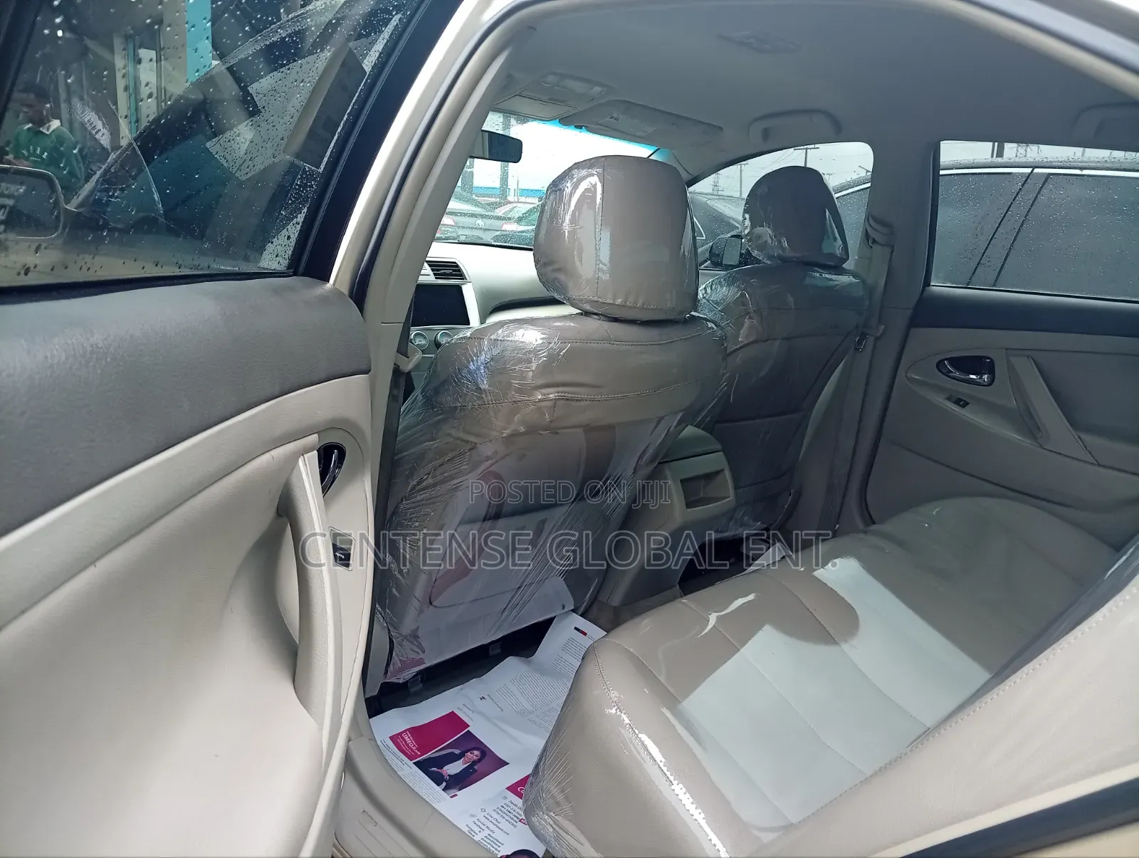 Toyota Camry 2011 Gold