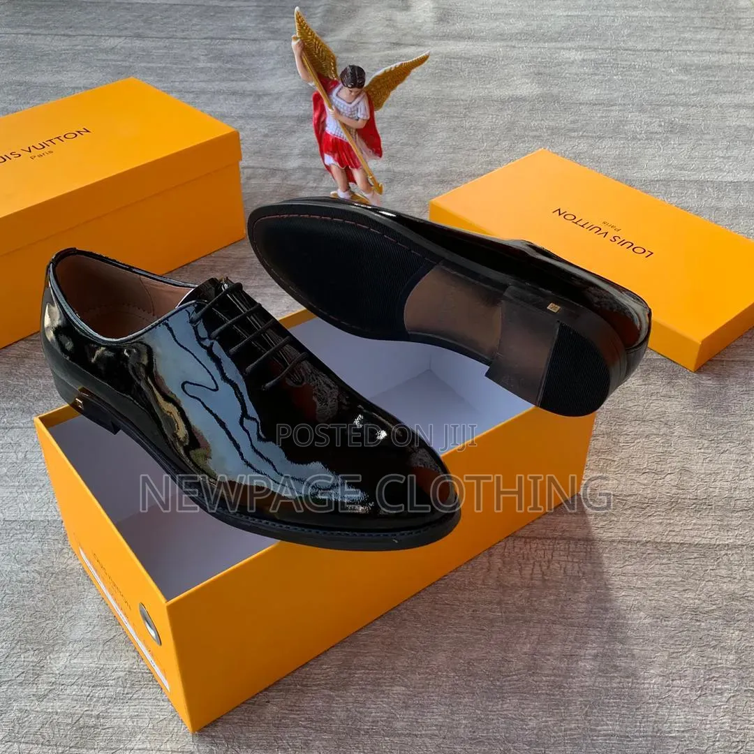 Classic Men's Italian Leather Shoes for Executive Business