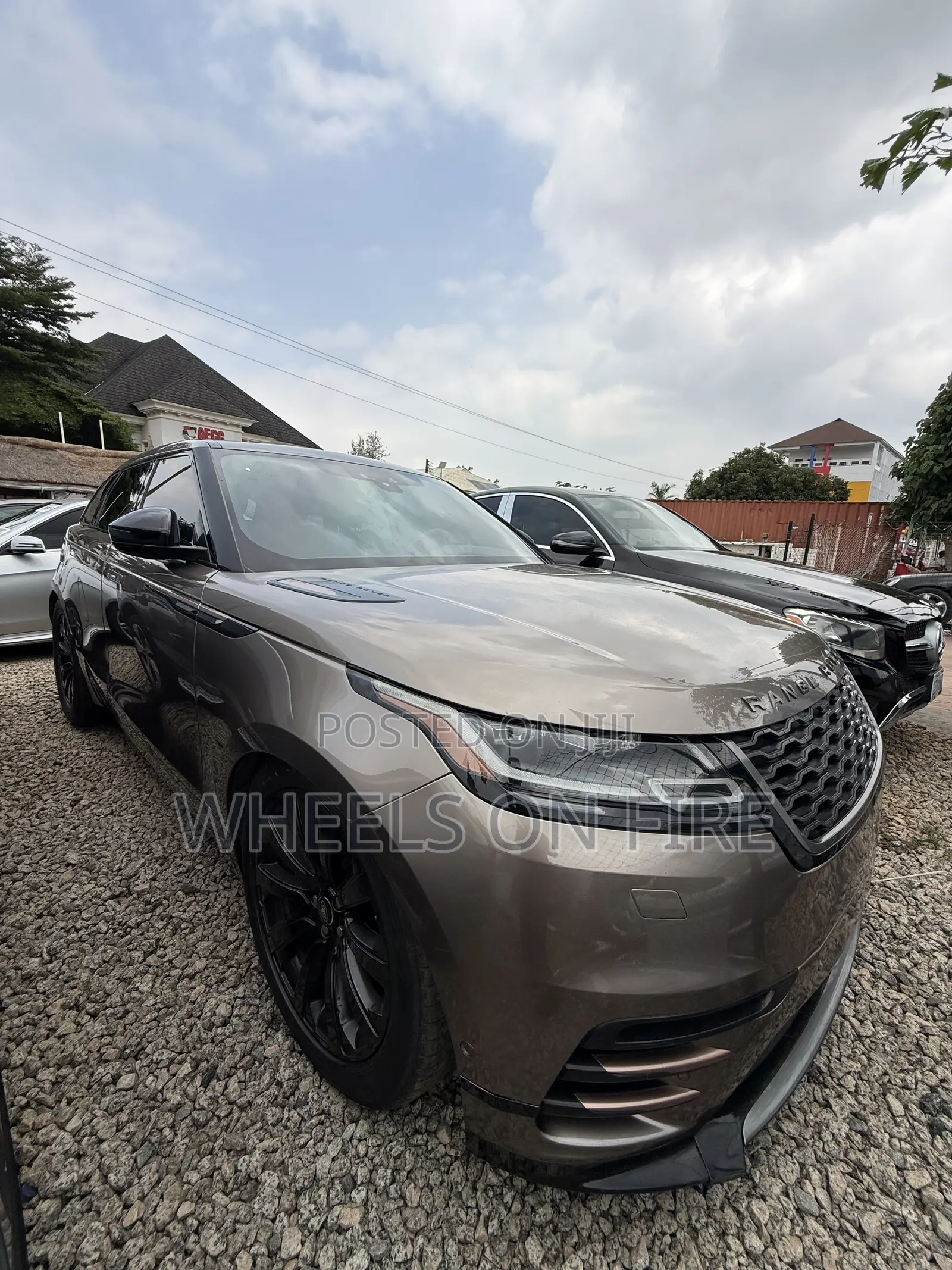 Land Rover Range Rover 5.0L Supercharged 2018 Brown