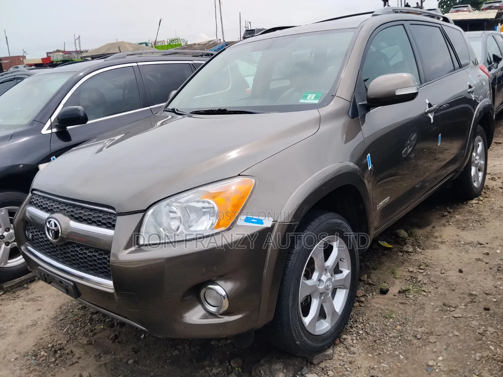 Toyota RAV4 2010 Brown