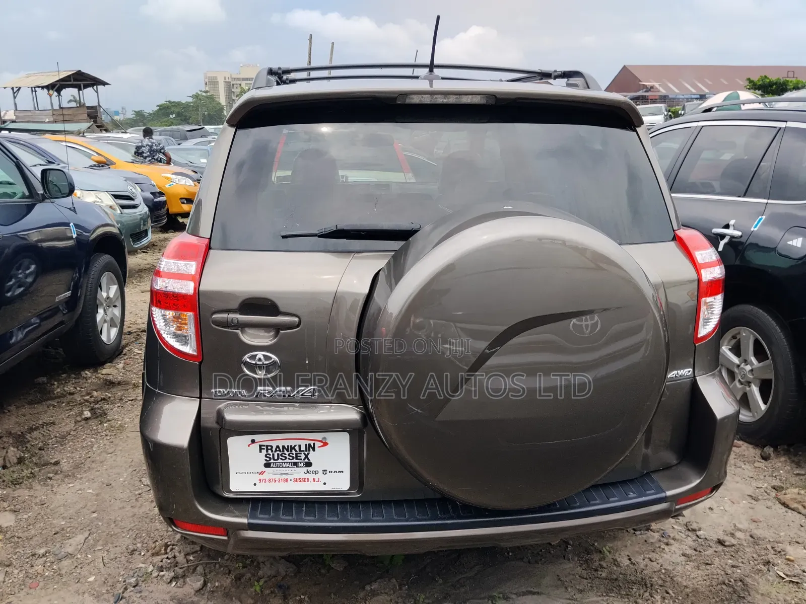 Toyota RAV4 2010 Brown