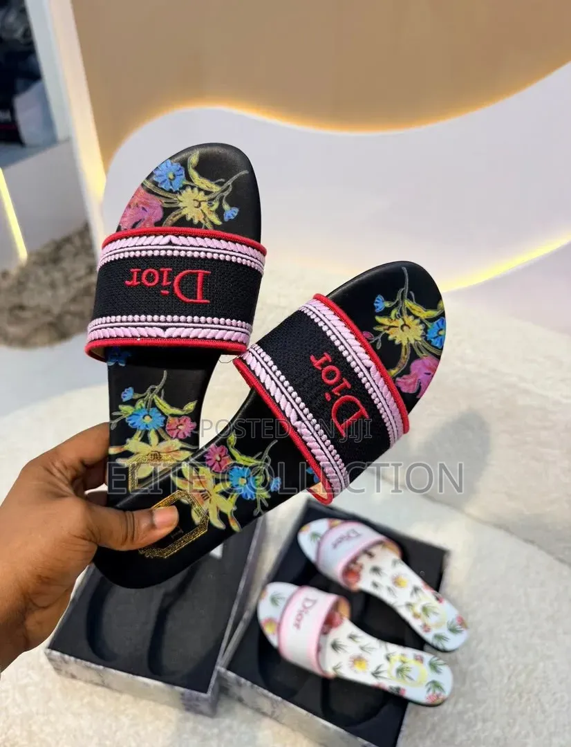 Luxury Dior Slide Colors: White, Black
Size: 37, 38, 39, 40, 41, 42