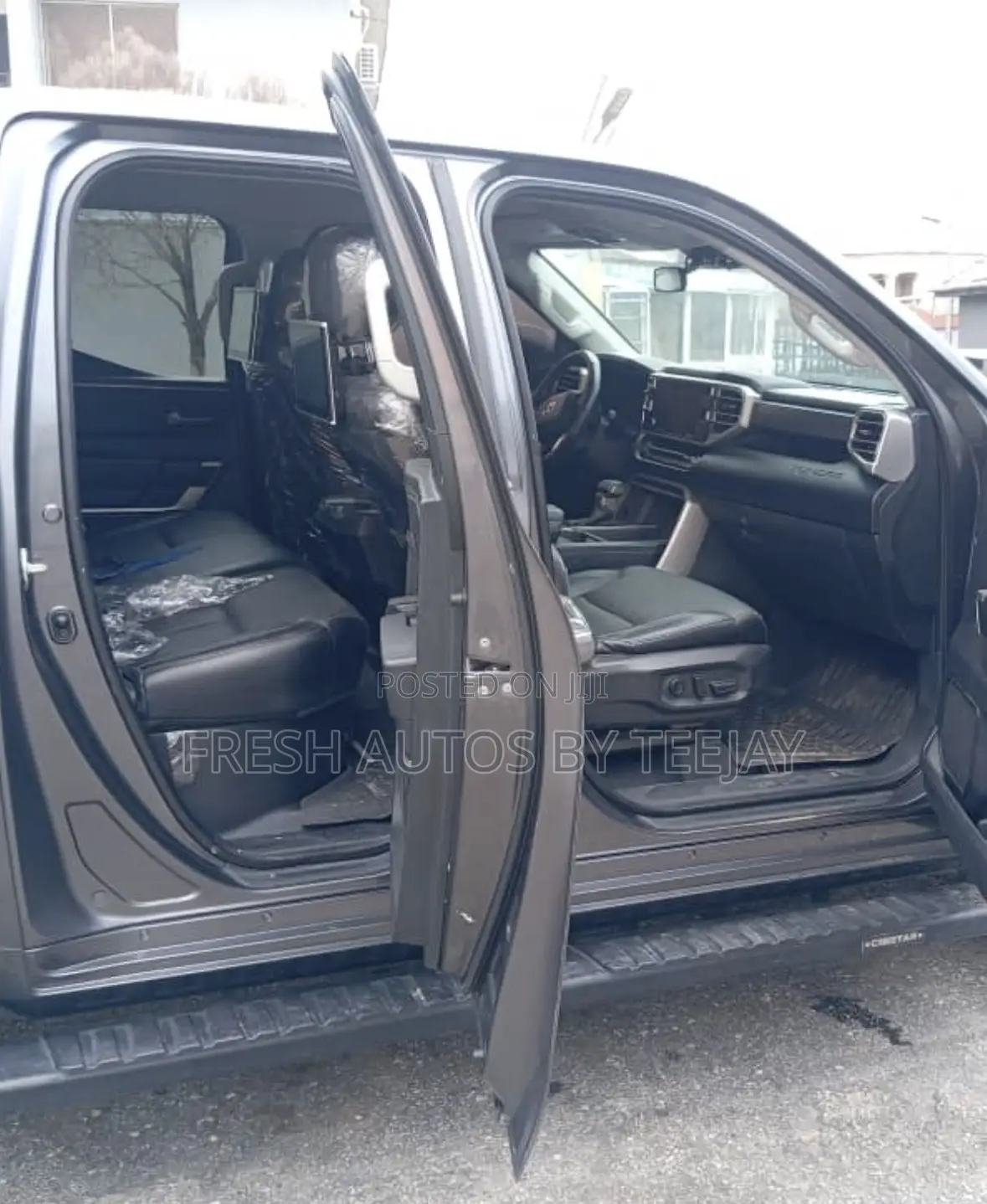 Toyota Tundra Limited 2022 Black