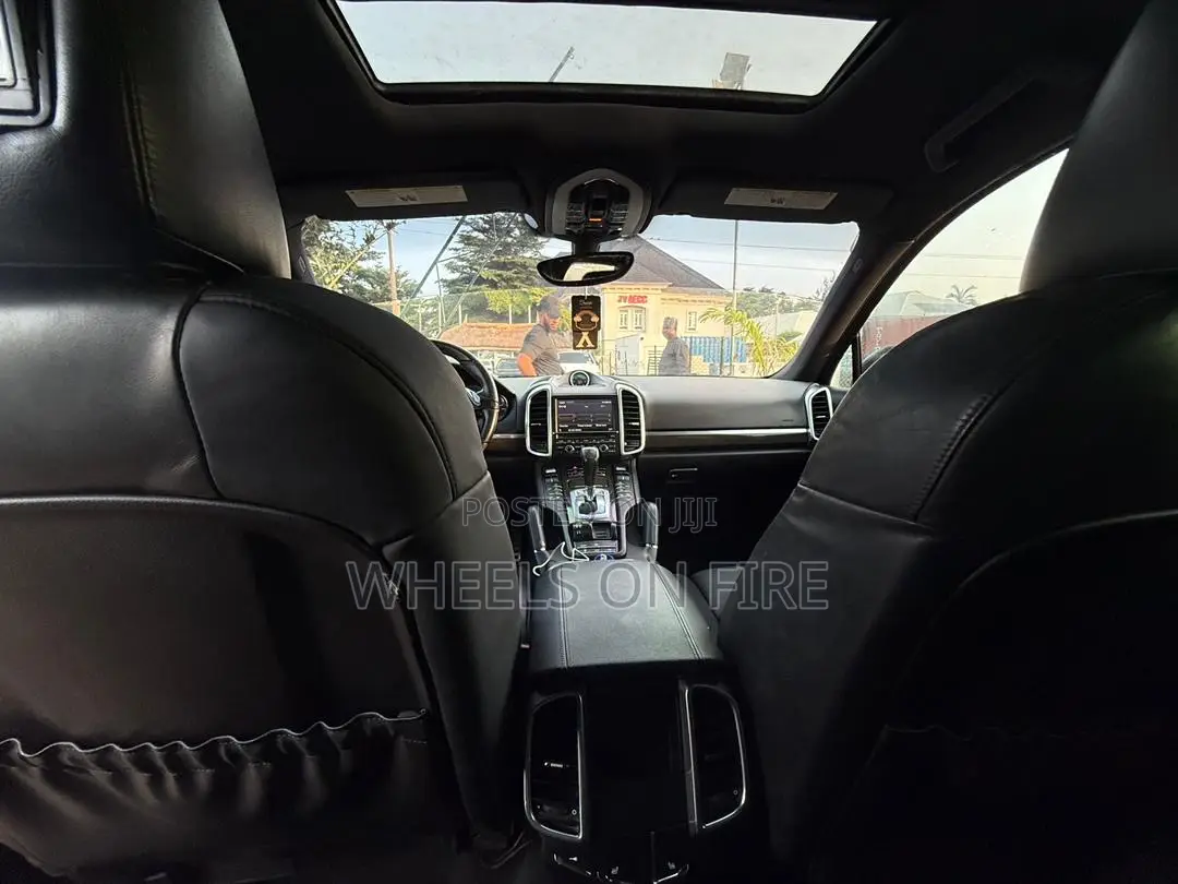 Porsche Cayenne S 2011 Black