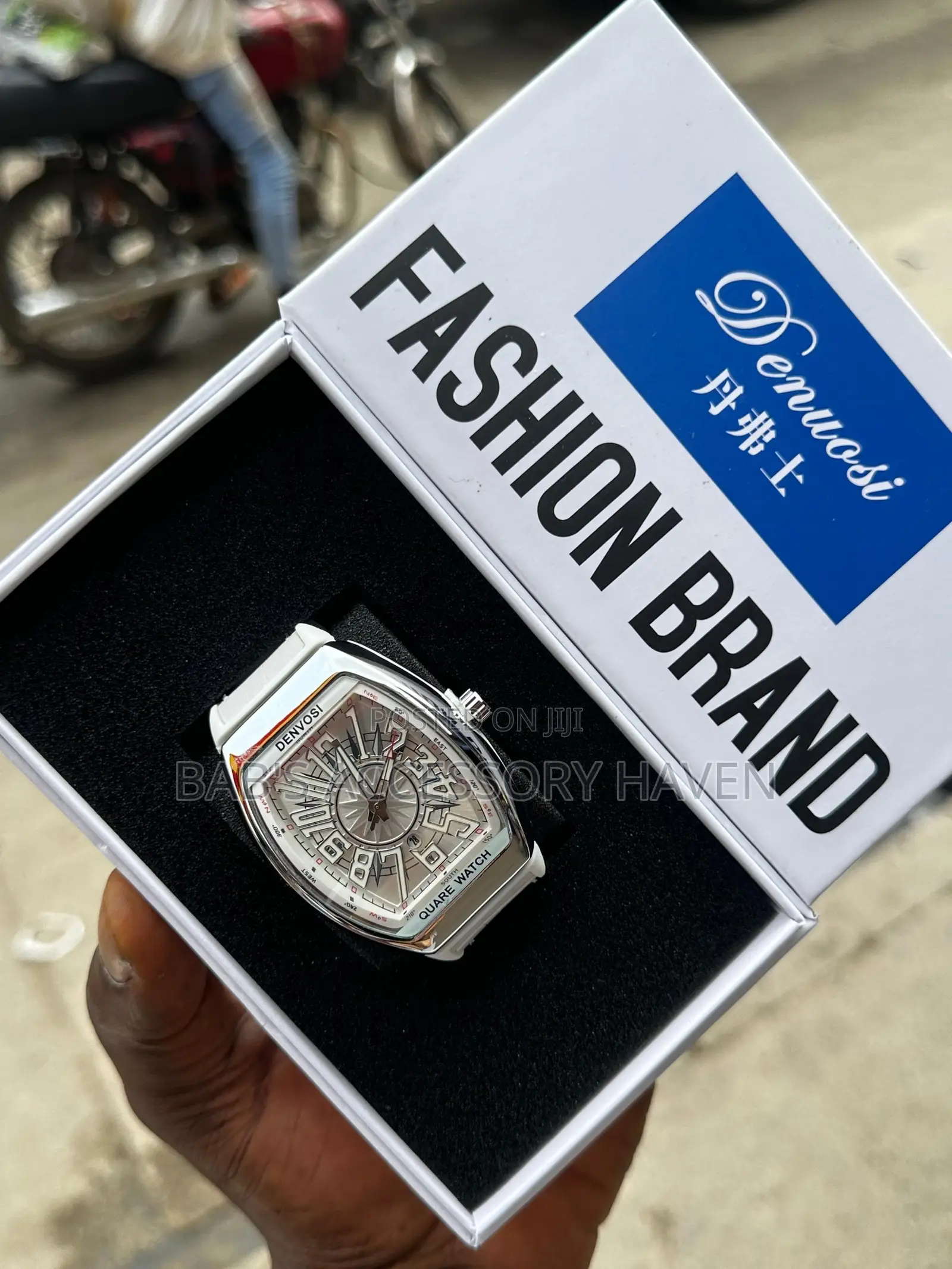 New Denuosi Fashion Beand Leather Watch