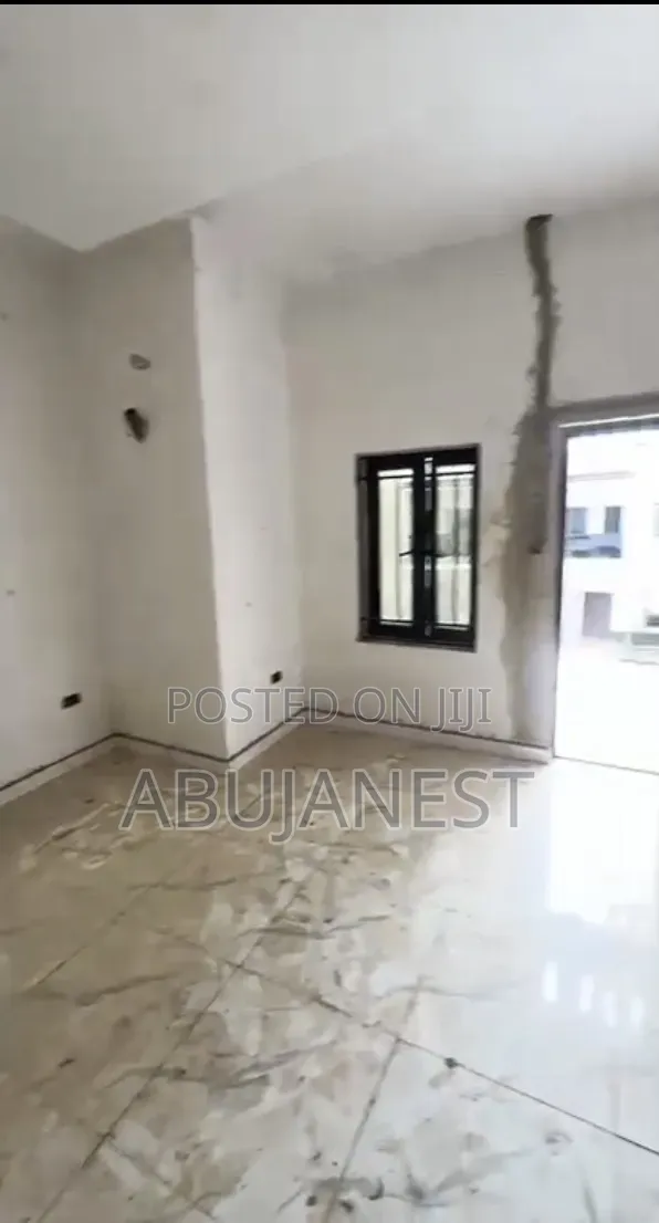 3bdrm Duplex in Newly Built Fully, Jahi for rent