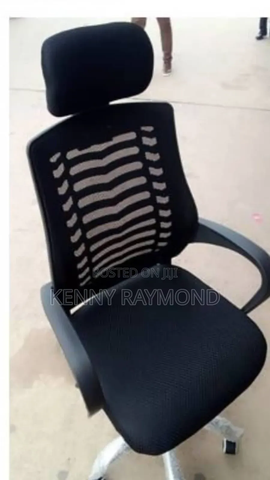 Mesh Swivel Chair With Head Rest