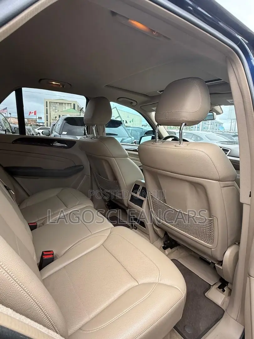 Mercedes-Benz M Class ML350 4MATIC 4dr SUV AWD (3.5L 6cyl 7A) 2014 Blue