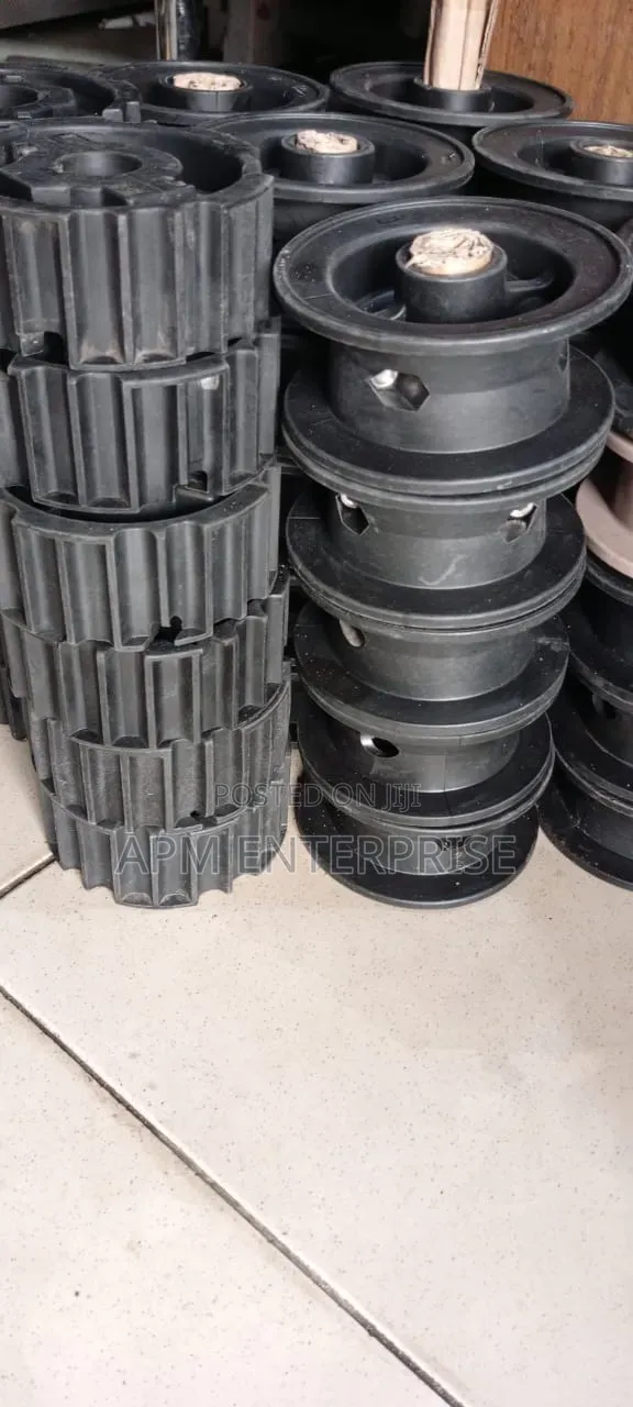 Conveyor Plastic Split Socket and Idler Roller