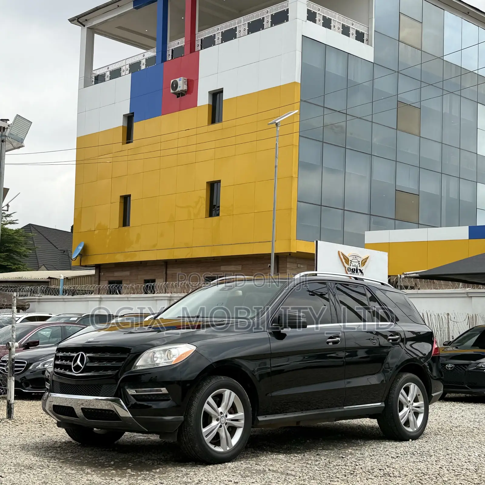 Mercedes-Benz M Class ML350 4dr SUV (3.5L 6cyl 7A) 2015 Black