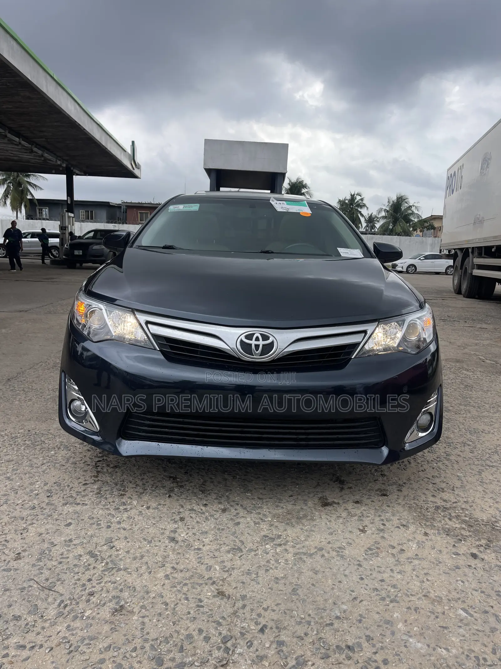 Toyota Camry XLE 4dr Sedan (2.5L 4cyl 6A) 2012 Blue
