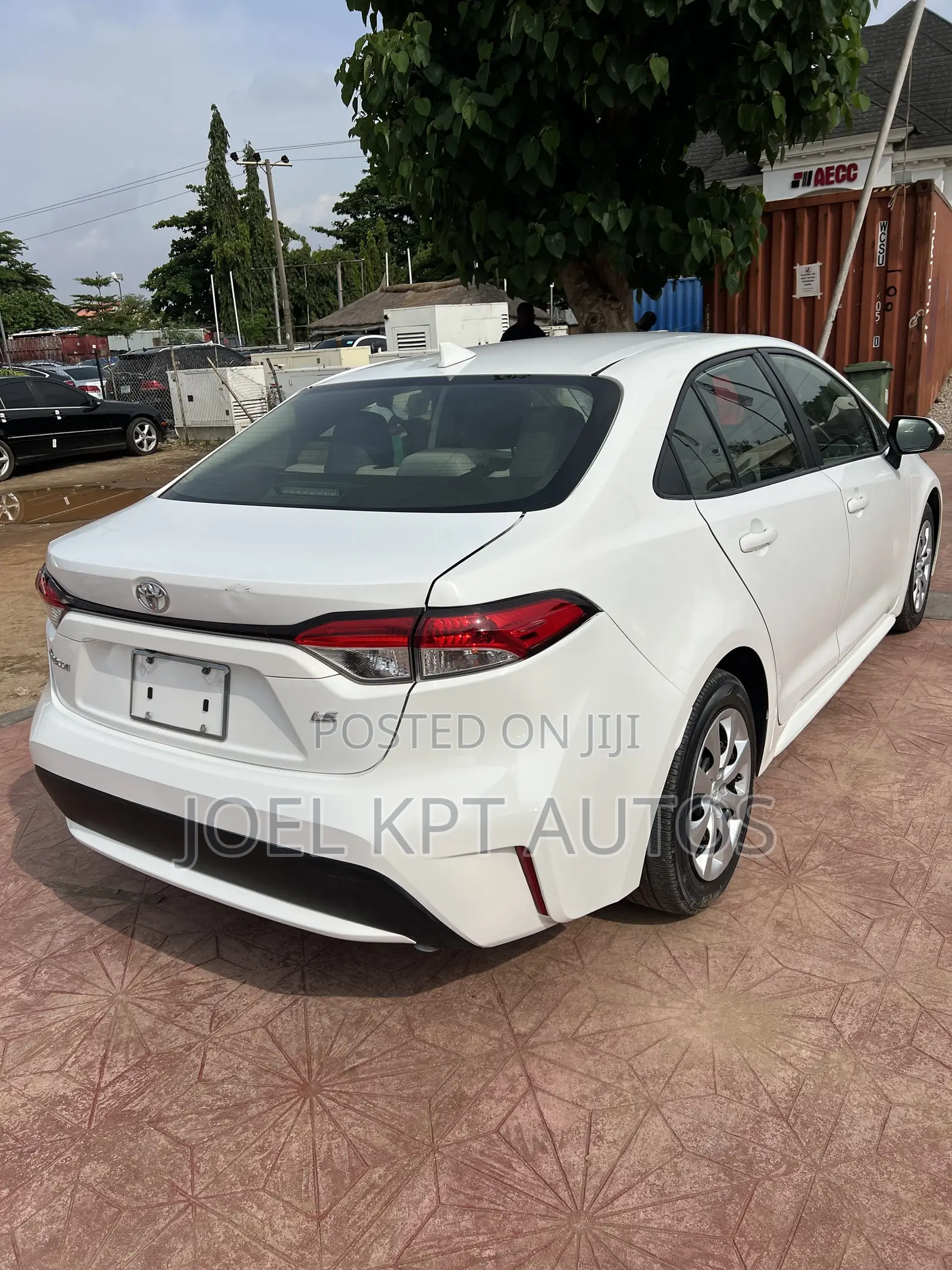 Toyota Corolla 2019 White