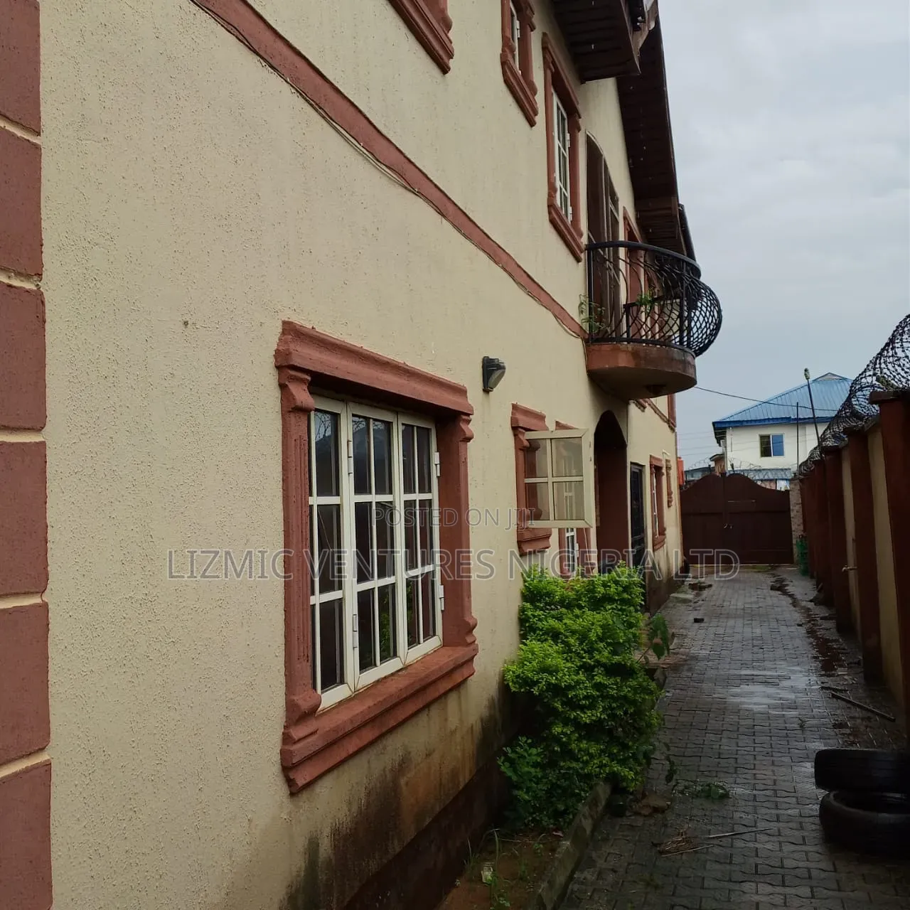 Furnished 4bdrm Duplex in Agric Estate, Ikotun / Ikotun/Igando for sale